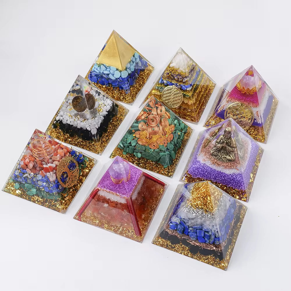 Wholesale 8Cm Chakra Crystal Chips Orgonite Resin Pyramid Home Decoration