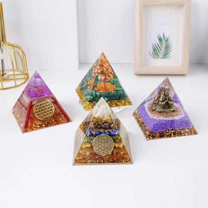 Wholesale 8Cm Chakra Crystal Chips Orgonite Resin Pyramid Home Decoration