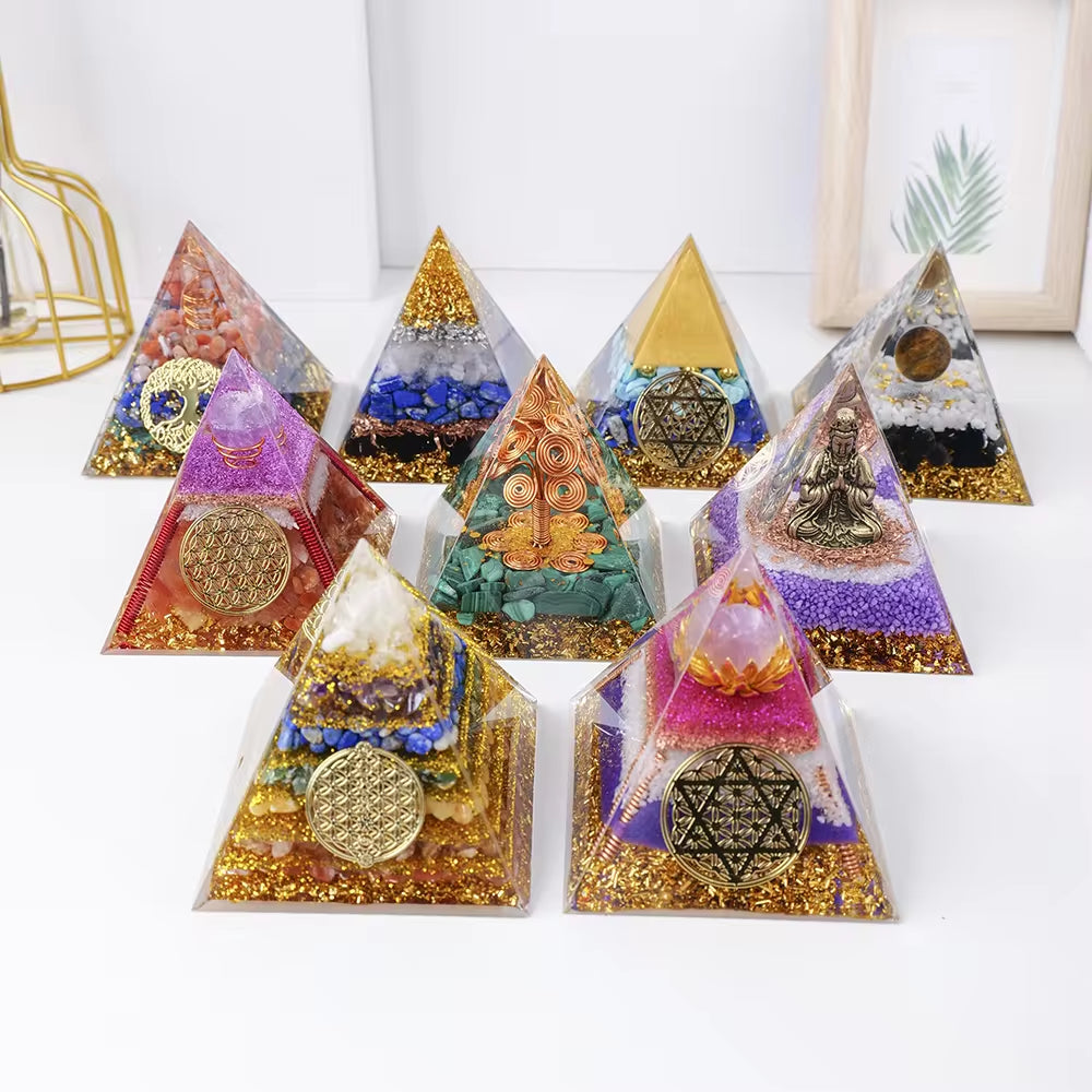 Wholesale 8Cm Chakra Crystal Chips Orgonite Resin Pyramid Home Decoration