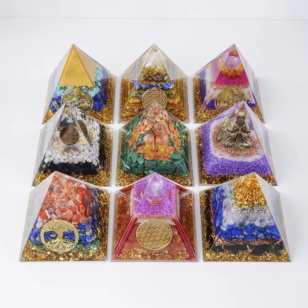 Wholesale 8Cm Chakra Crystal Chips Orgonite Resin Pyramid Home Decoration